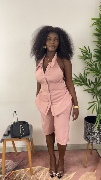 Ensemble d'été rose élégant