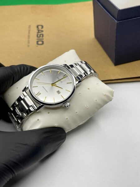 Montre Homme Casio Élégante