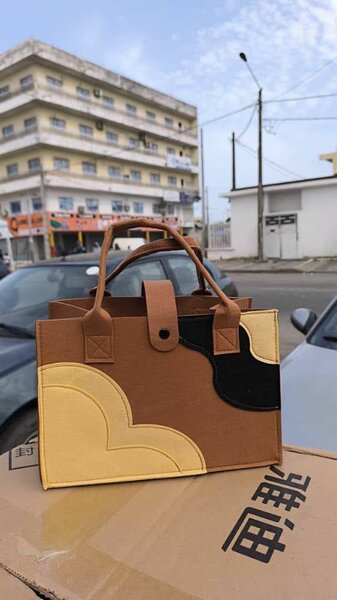 Mini sac à main feutre