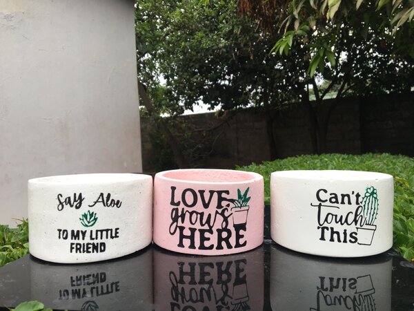 Catherine flowerpot 12cm wide and 7cm deep