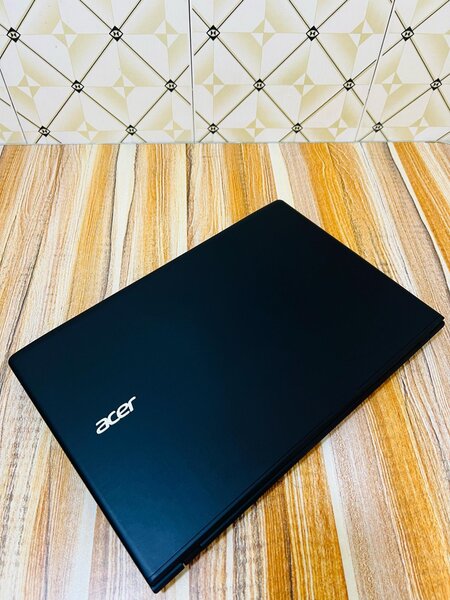 *ACER TRAVELMATE P259-G2* Hom