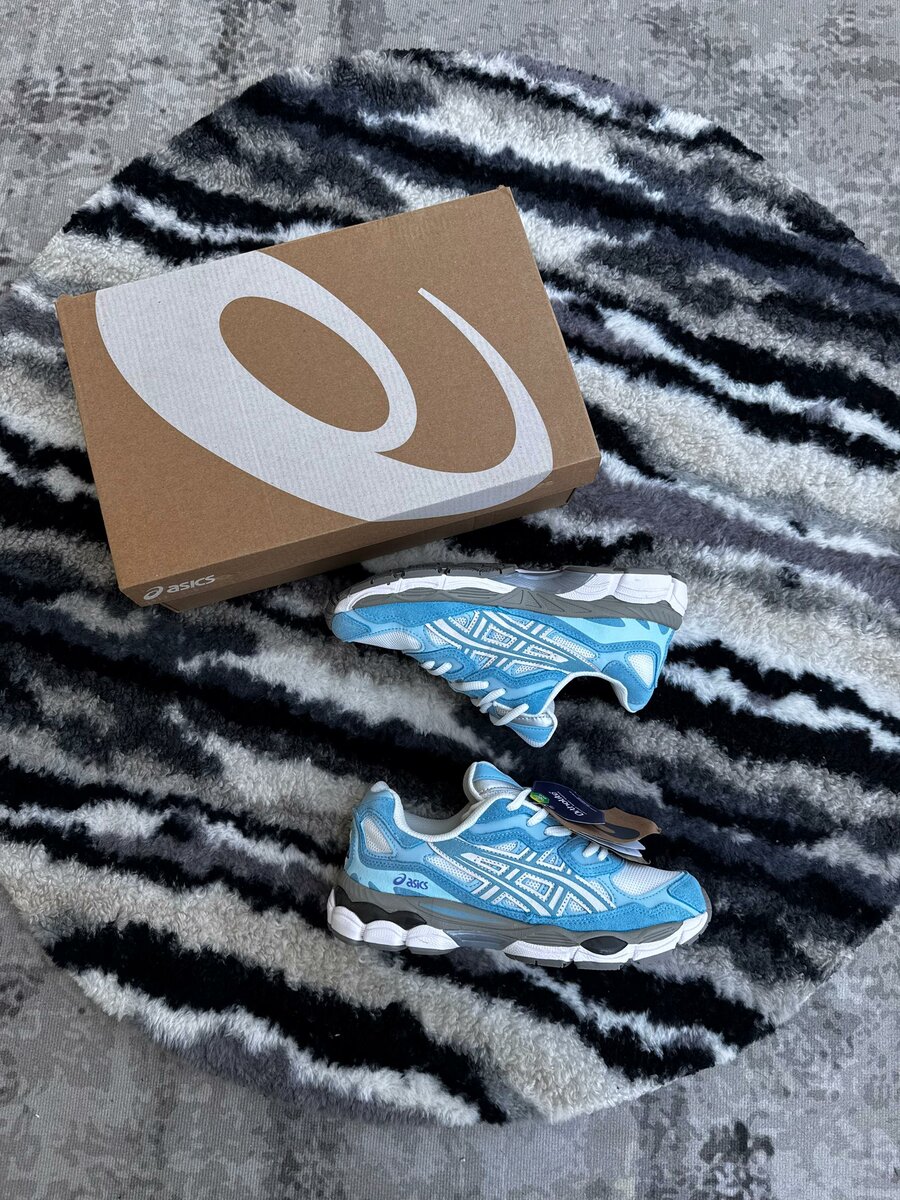 Chaussures ASICS-Blu