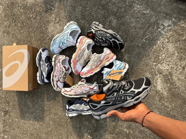 Chaussures de course Asics