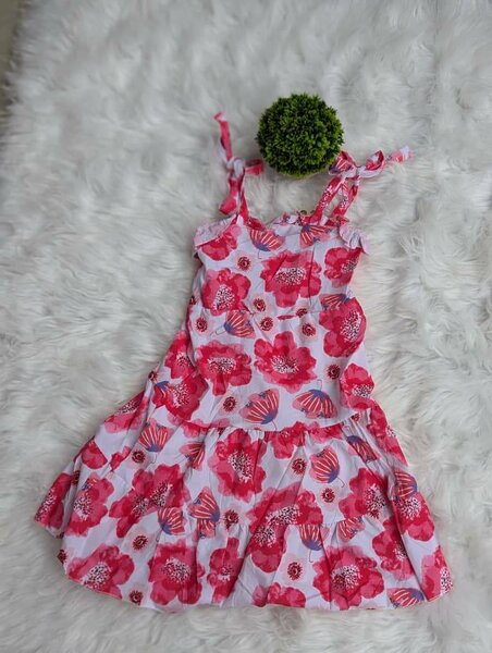 Girls dresses