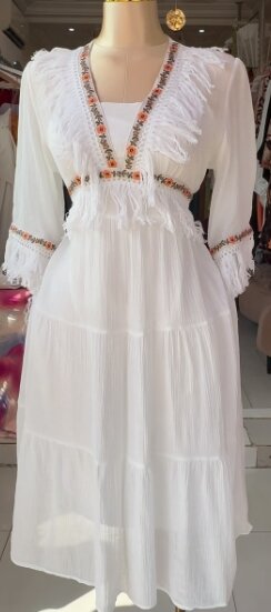 Charming women's dress color white  Size 8-14