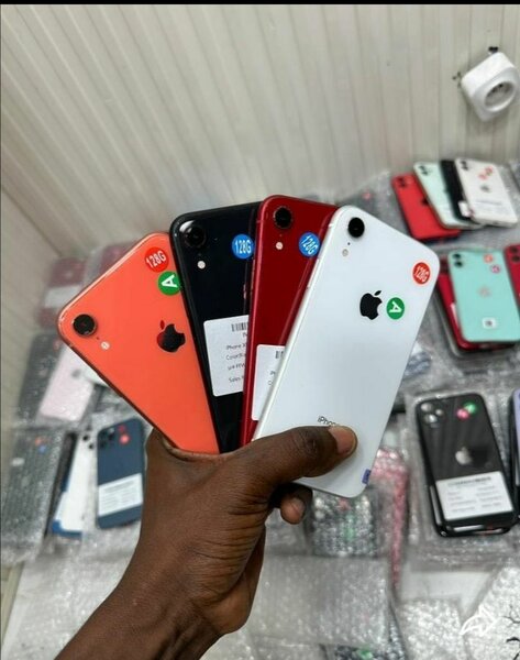 iPhone XR déverrouillé 128 Go