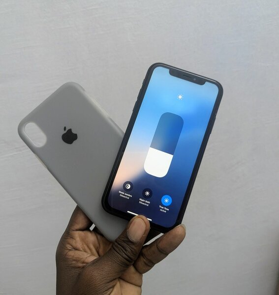iPhone XR avec coque