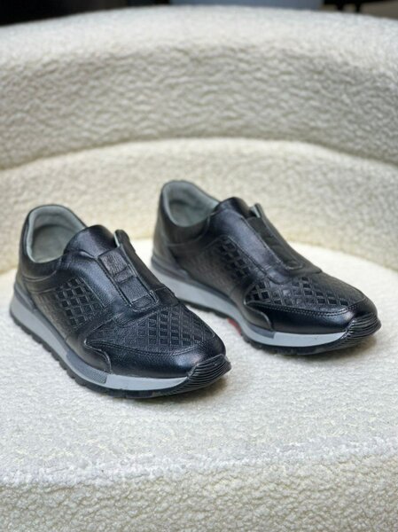 Кроссовки мужские