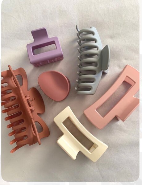 Pinces à cheveux colorées