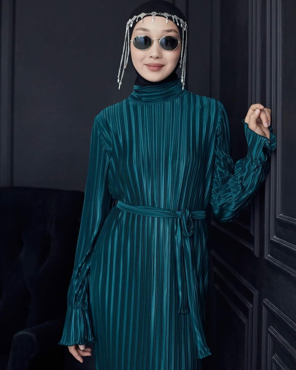 Шикарное вечернее платье