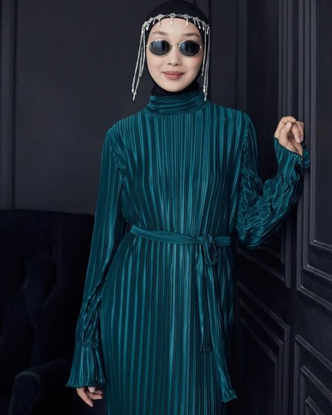 Шикарное вечернее платье