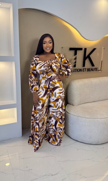 Combinaison Fleurs Élégante