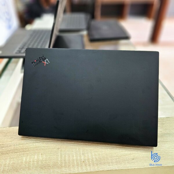 Lenovo thinkpad X1 carbon