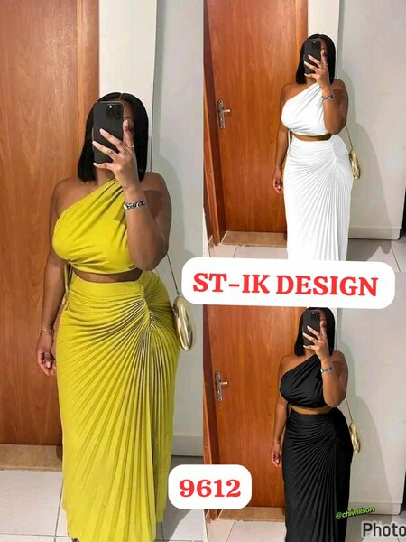 Robe longue plissée élégante