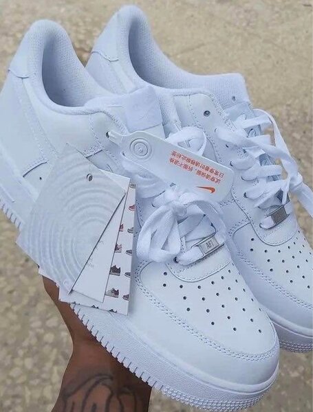 Baskets Classiques Homme Blanc et Noir