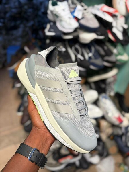 Baskets Homme Adidas