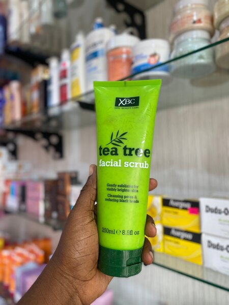 Teatree facial scrub
