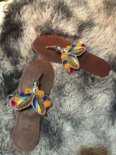 Beaded flat slippers