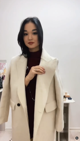 пальто белый