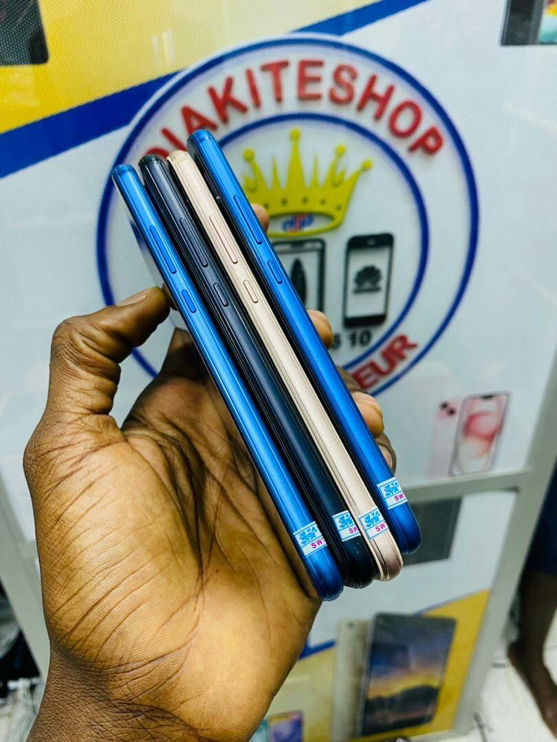 PROMO HUAWEI P20 LITE (128GB-6RAM)