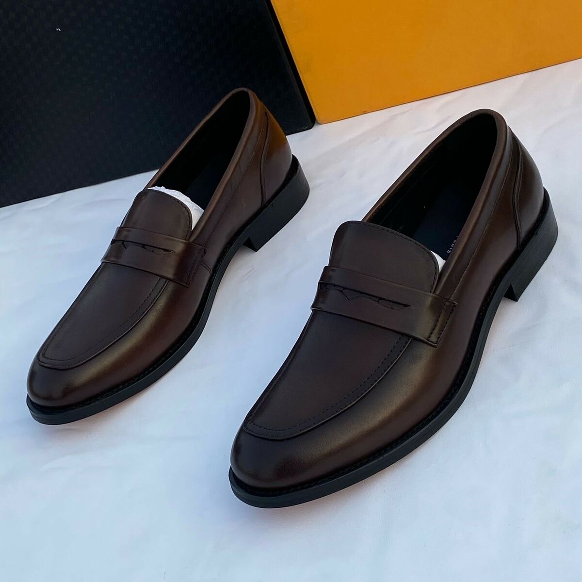 CLARKS EXECUTIVE SHOE
