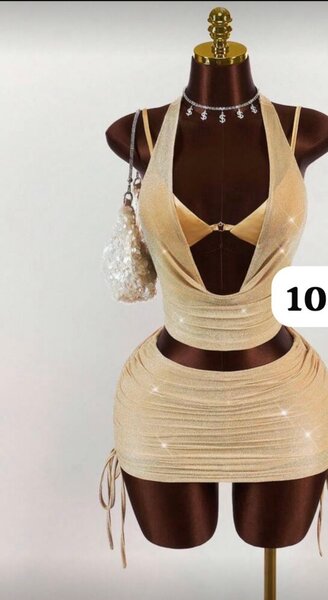 Robe chic cocktail bretelles