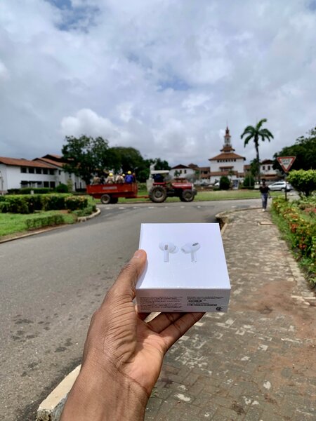 Apple AirPods Pro 2nd Generation