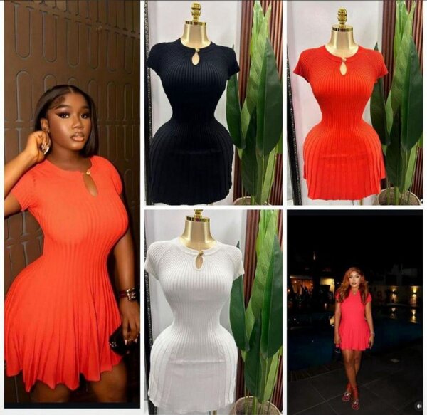 Robe moulante col rond