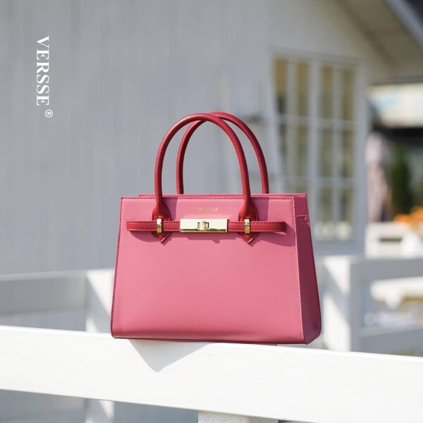 Sac à main rose élégant