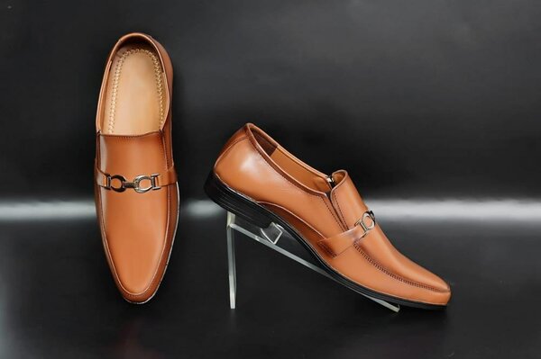Leather dress shoes for men
