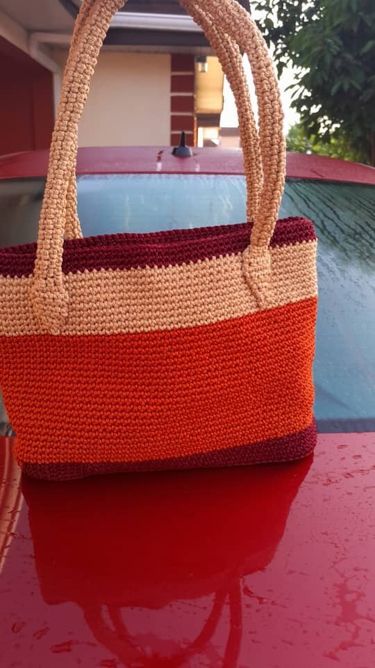 Hand woven ladies bag