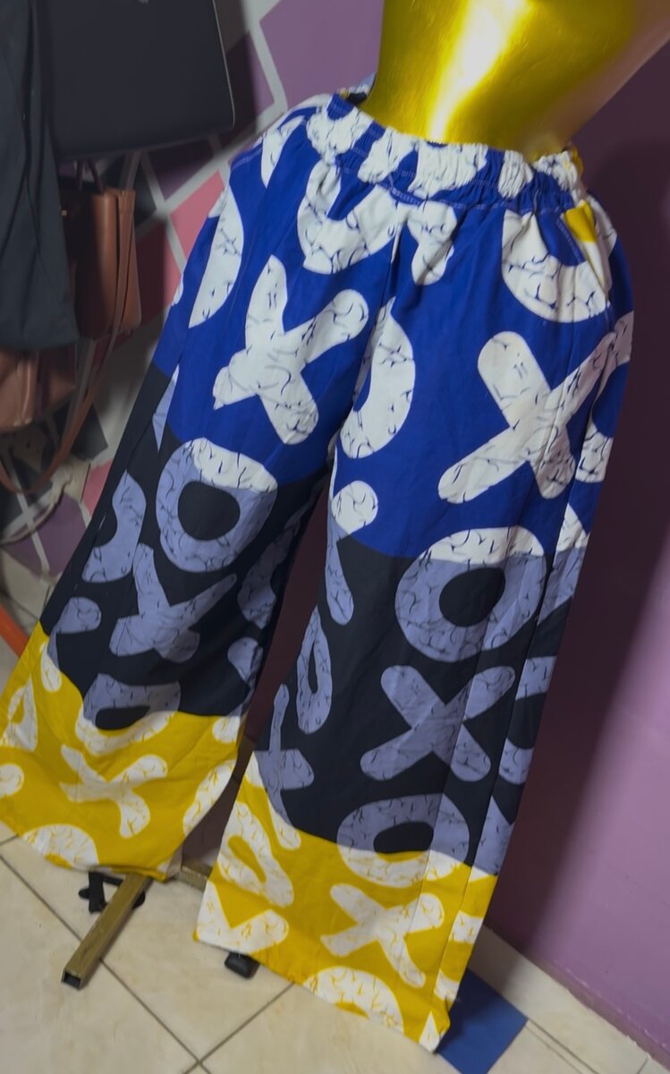 Pantalons larges imprimés mode