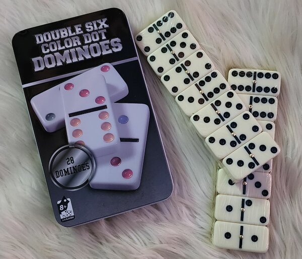 Dominoes