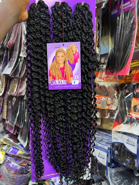 Extensions capillaires bouclés