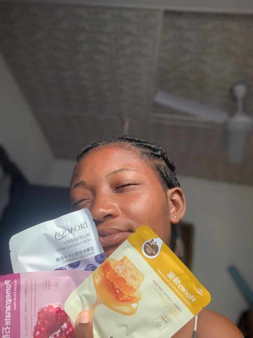 Face masks and lip masks