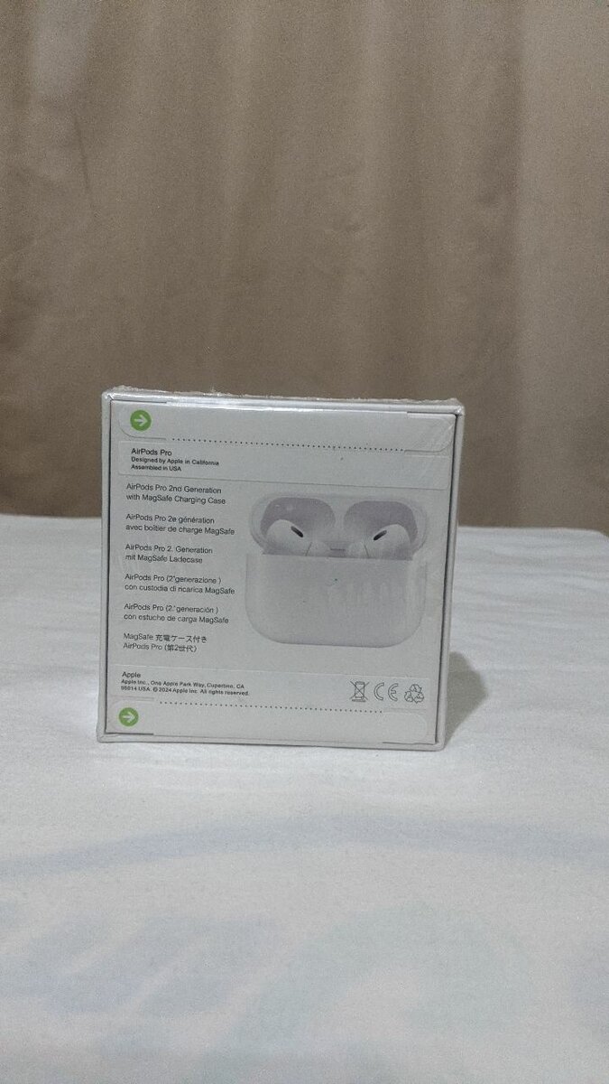 ORIGINAL APPLE Airpods PRO3   Crystal clear sound  Comfortab