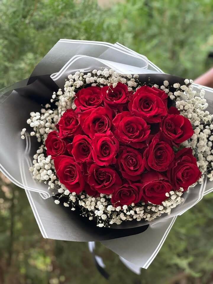 Fleurs et cadeaux pour femme