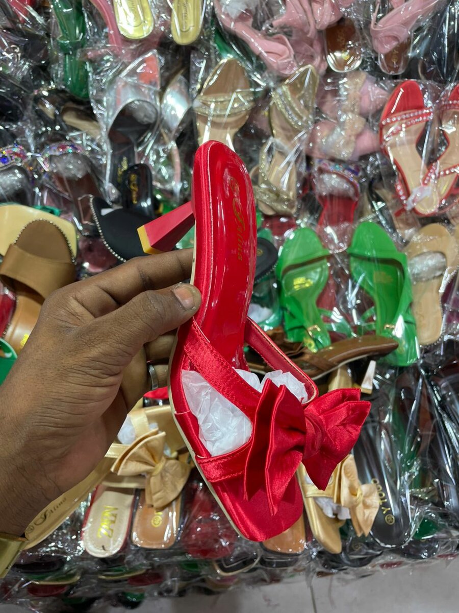 Sandales à Talon avec Nœud