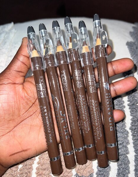 Crayons à sourcils waterproof