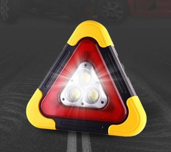 Triangle de signalisation+lampe rechargeable solaire+powerba