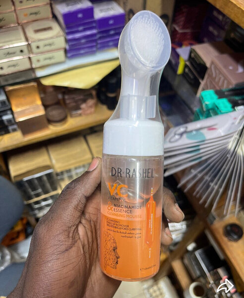 Mousse Nettoyante Vitamine C