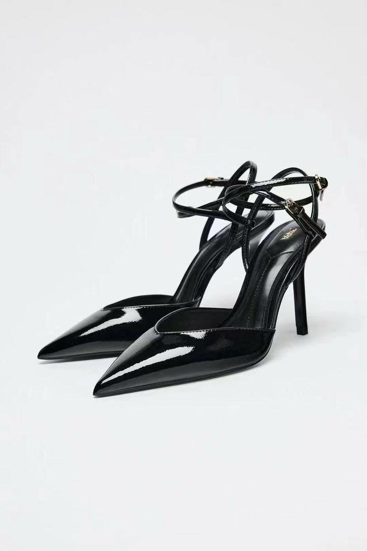 Escarpins à talons fins élégants