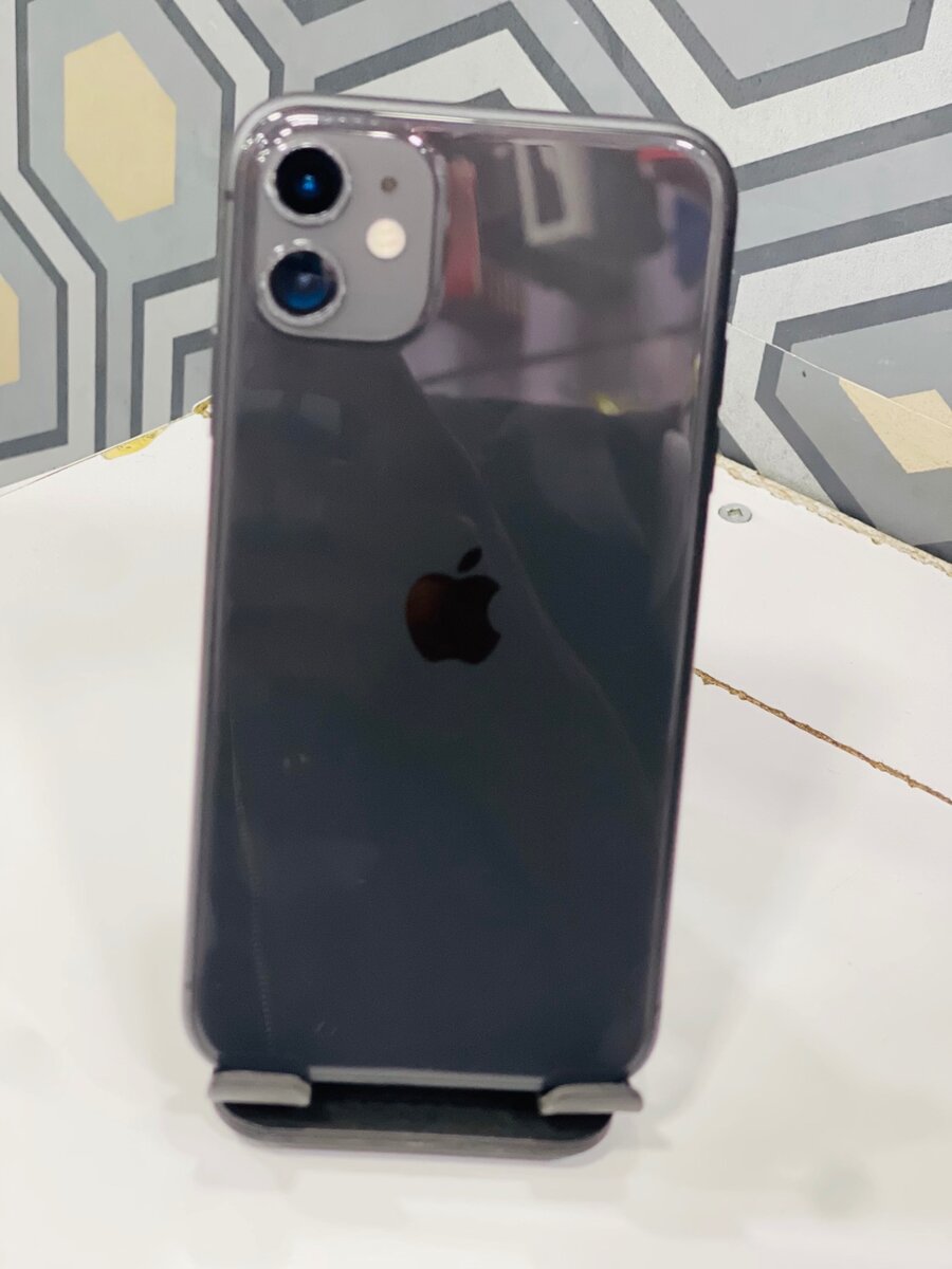 iPhone 11