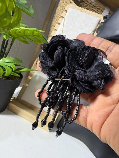 Boucles d'Oreilles Fleur Élégantes