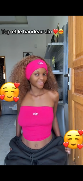 Top et bandeau rose élégant