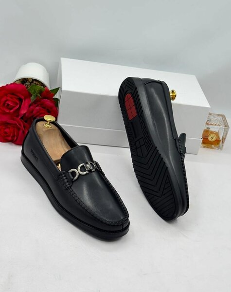 CLASSIC LOAFER