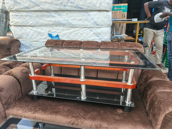 Table basse en verre moderne