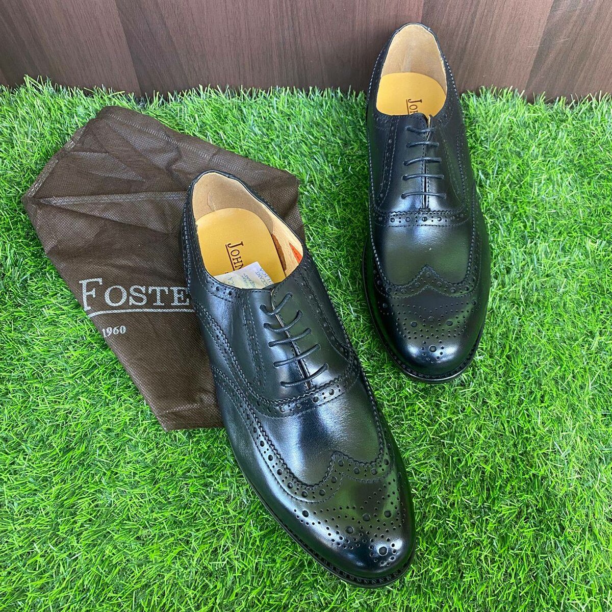 John Foster leather full shoe
