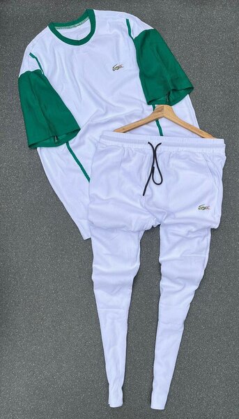 Tenue de sport homme blanche
