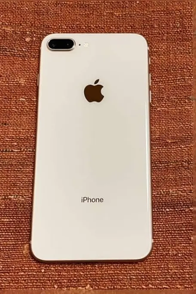 iPhone 8 Plus 64gb